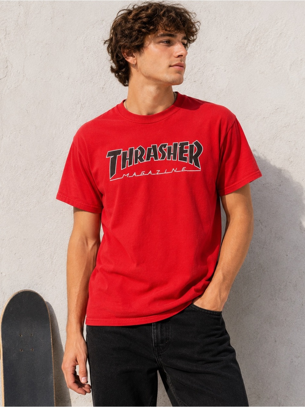 Thrasher Magazine Logo T Shirt Mens Medium Red Black Graphic Skate Streetwear